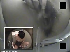 No es gran cosa para las madurasx mujeres orientales cuando los hombres yong la follan en grupo