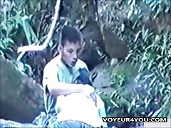 Impresionante nena morena está abuelas maduras desnudas siendo follada por ese vaquero cachondo