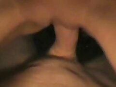 Chicas xxx madur checas hambrientas de sexo beben y se desnudan en una fiesta de estudiantes