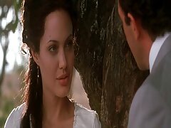 Chica desnuda atada es follada madura hd brutalmente por su maestro