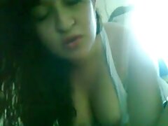 Después de chupar la polla de su compañero, el maduras gorditas xxx joven ncutie lo monta como un profesional