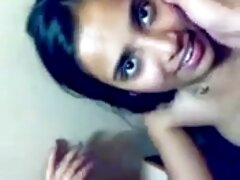 Joven morena caliente hace una mamada maduras arrechas increíble en la biblioteca