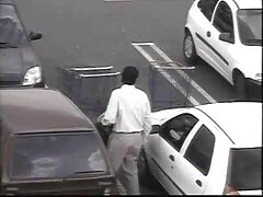 Amante de ébano con xxx maduras señoras corsé de cuero taladra un coño blanco con un arnés