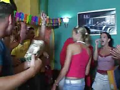 Deliciosa latina se maduras chilenas follando imagina como la vecina calva le folla el coño