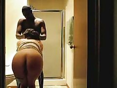 Adolescente se desnuda frente maduras hd xxx a varios tíos por dinero